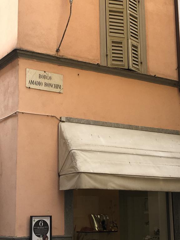 Il Tenore D'Oro Centralissimo Parma Exterior foto